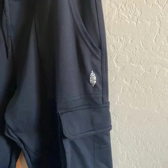 FP Movement Off Road Joggers XS - Picture 5 of 8